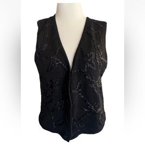 Ivy Black Button-Up Vest Ribbon Accents L